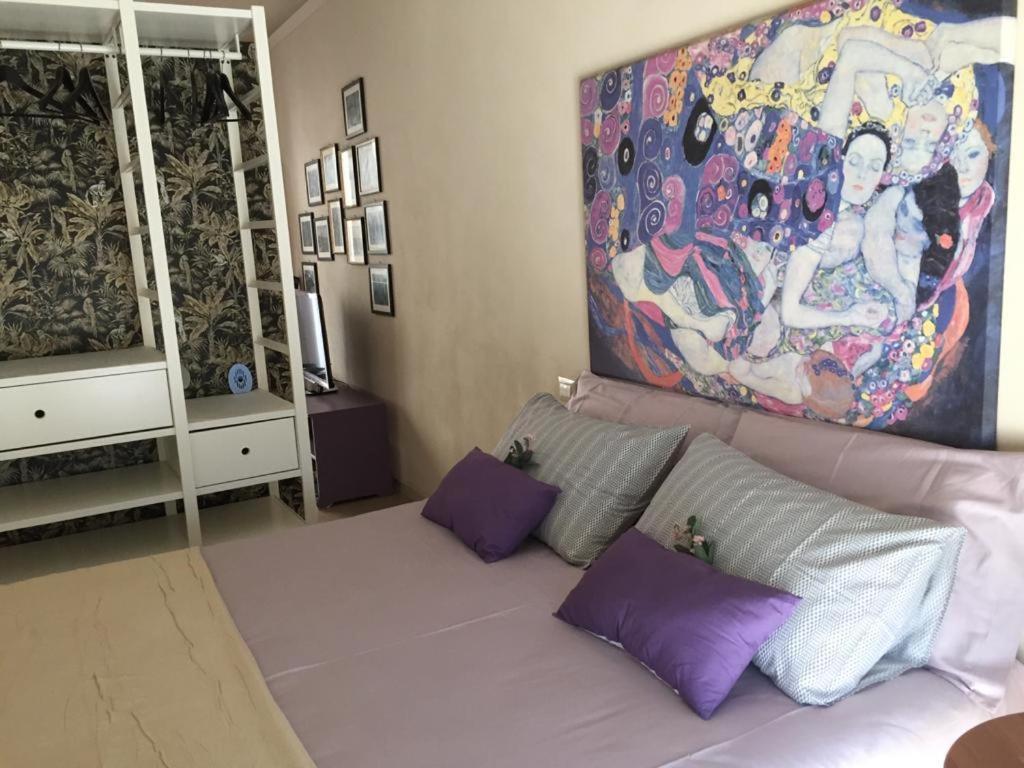 Piccolo Loft In Centro Asti Apartment Luaran gambar